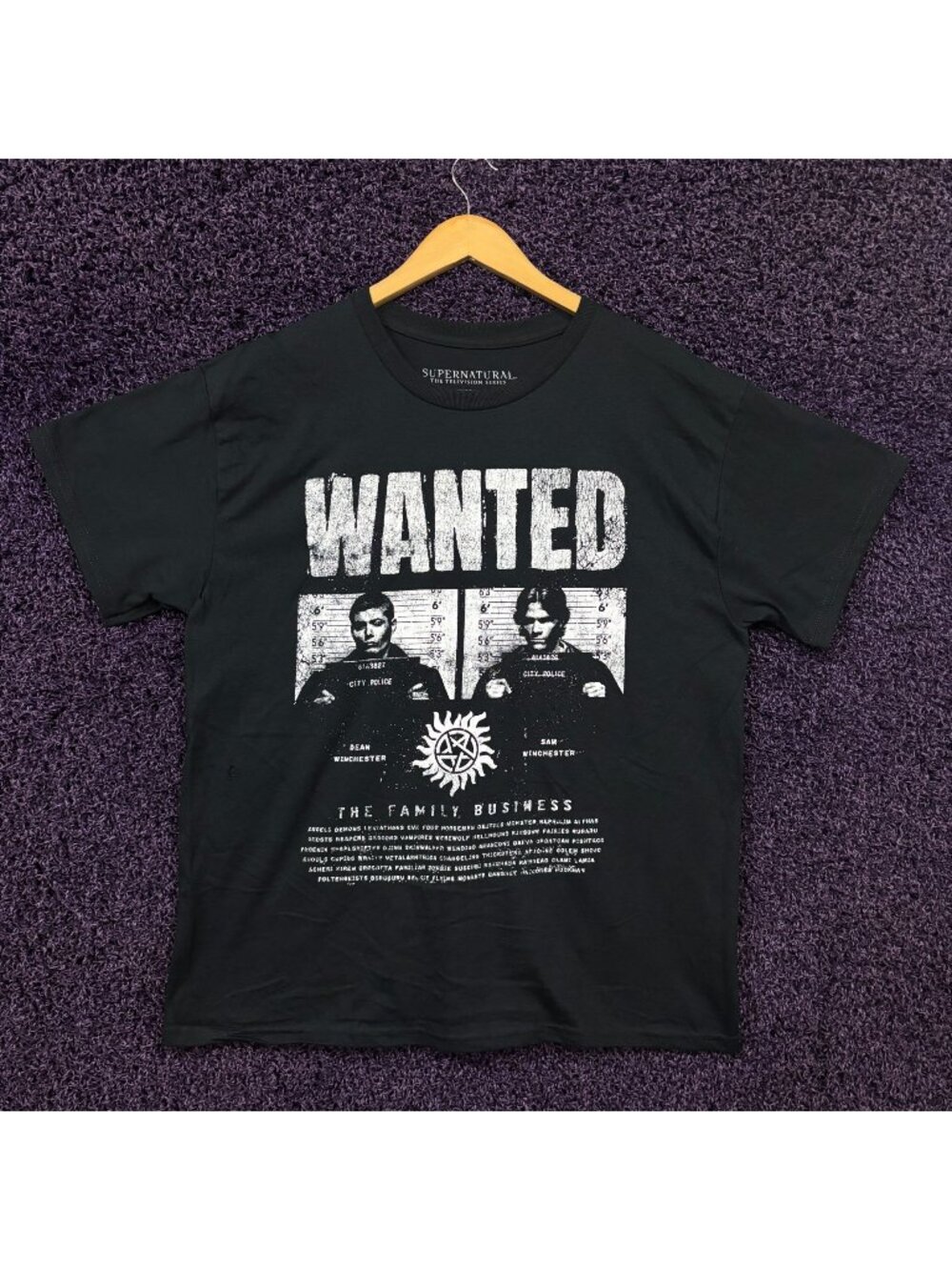 Supernatural Sam and Dean Wanted Posters T-Shirt Size Large